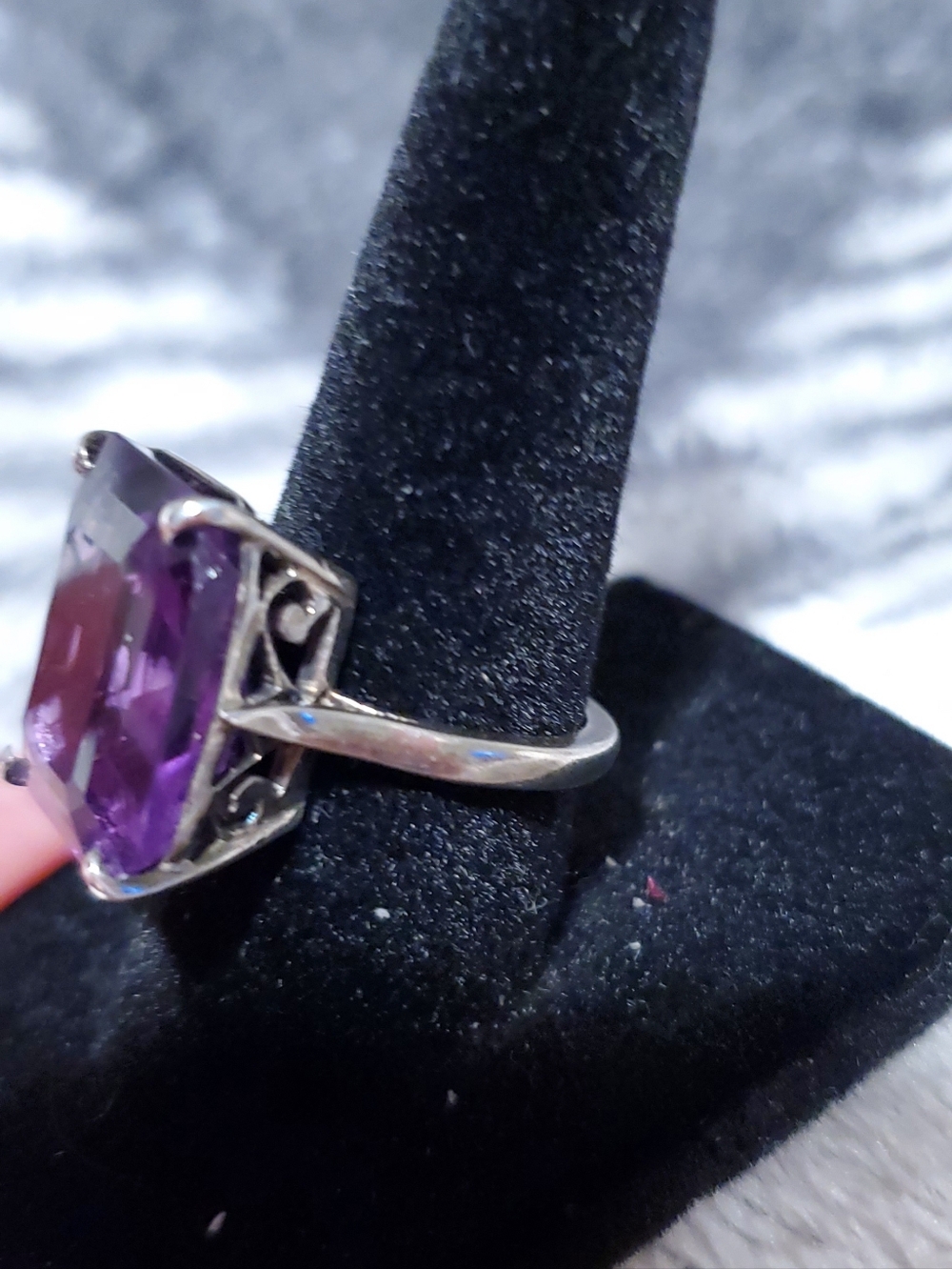 RARE 45-YEAR-OLD HEIRLOOM 7 G STERLING GENUINE AMETHYST STAR HALLMARKED RING 6.5
